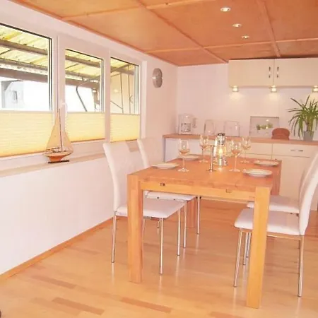 Apartment Fewo Mastkoje 2 *